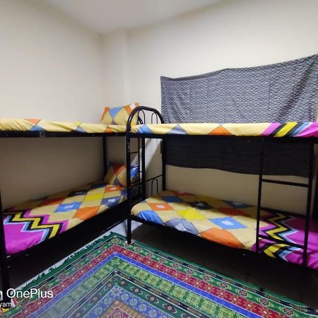 Expo Dxb Hostel Dubai Ngoại thất bức ảnh