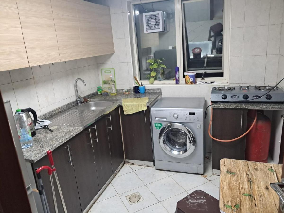 Expo Dxb Hostel Dubai Ngoại thất bức ảnh